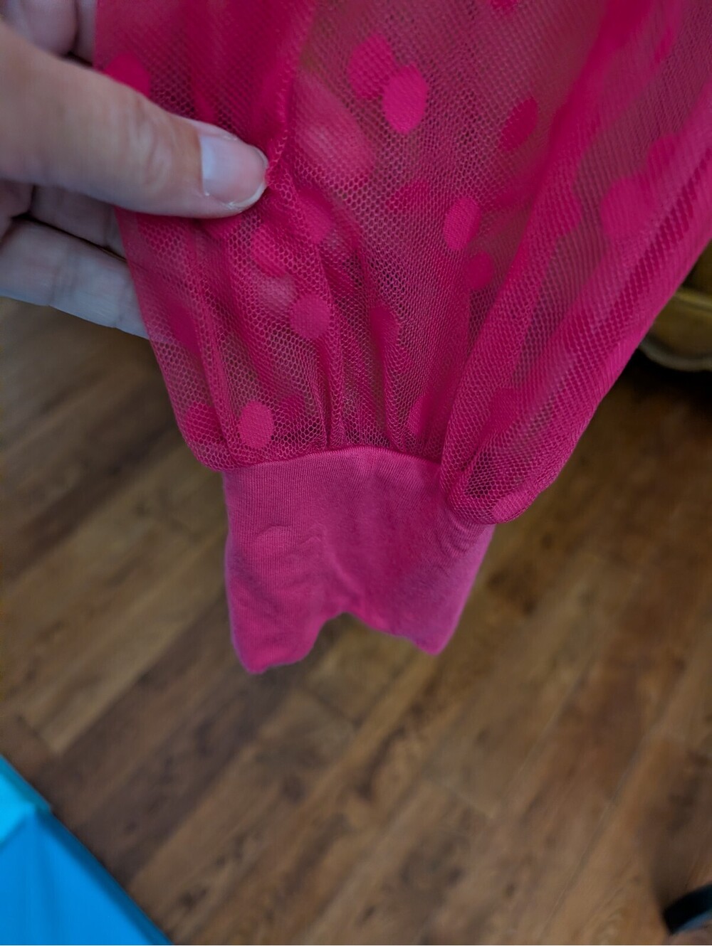 Torrid Super Soft Long Sleeve Sheer Sleeve Hot Pink Knit Top Size 3/3X - Picture 4 of 7